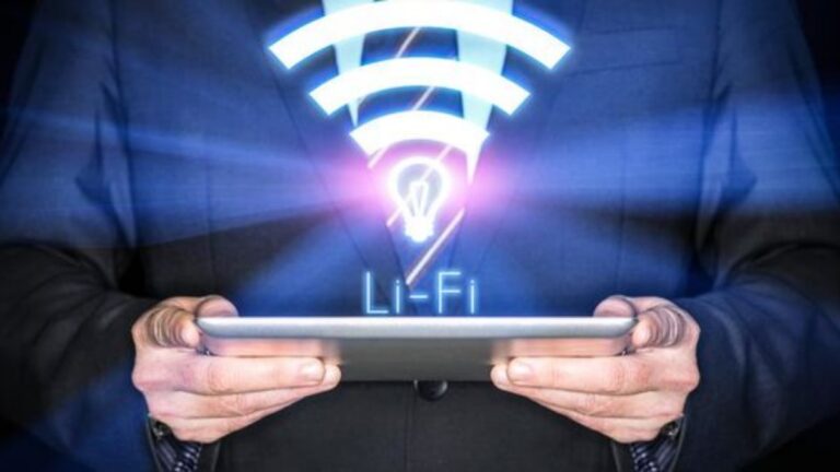 LiFi Technology Kya Hai Hindi